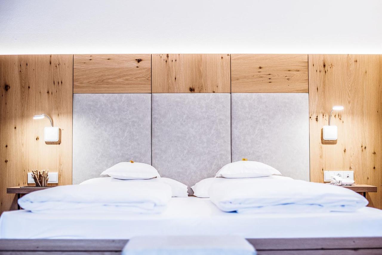 Hotel Residence Rose Випитено Екстериор снимка