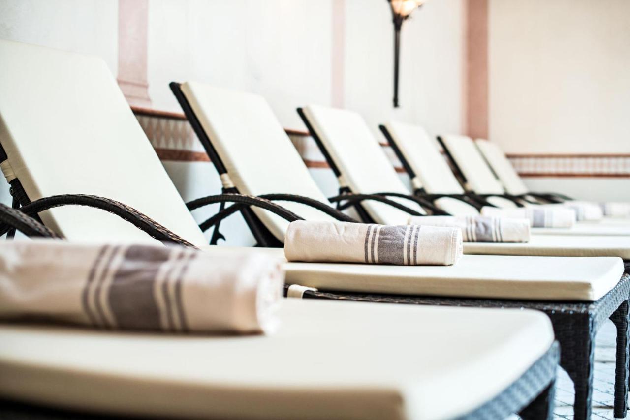 Hotel Residence Rose Випитено Екстериор снимка